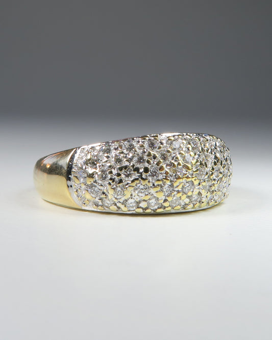 18CT GOLD DOME DIAMOND RING