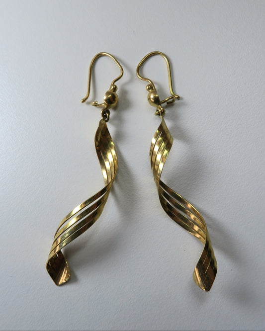 18CT GOLD TWISTED RIBBON EARRINGS