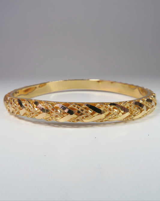 21CT ROSE GOLD BANGLE - 8.89 GRAMS