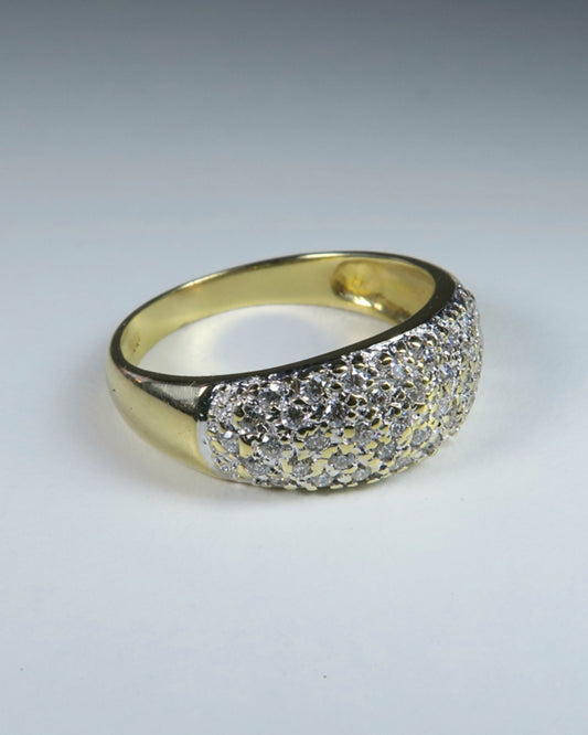 18CT GOLD DOME DIAMOND RING