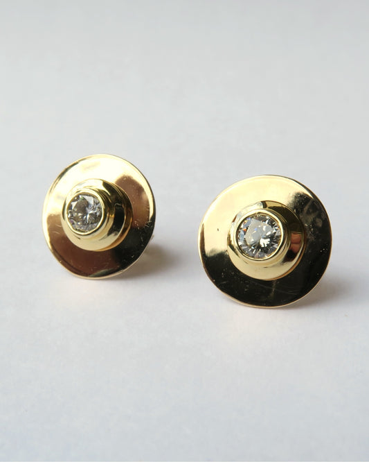 18CT GOLD HANDMADE DIAMOND STUD EARRINGS (0.55CT TDW)